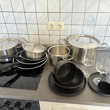 Ruhige, Zentrale Lage - Modernes Lejlighed
