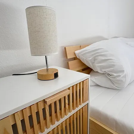 Ruhige, Zentrale Lage - Modernes Lejlighed *
